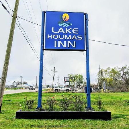 Lake Houmas Inn Екстер'єр фото