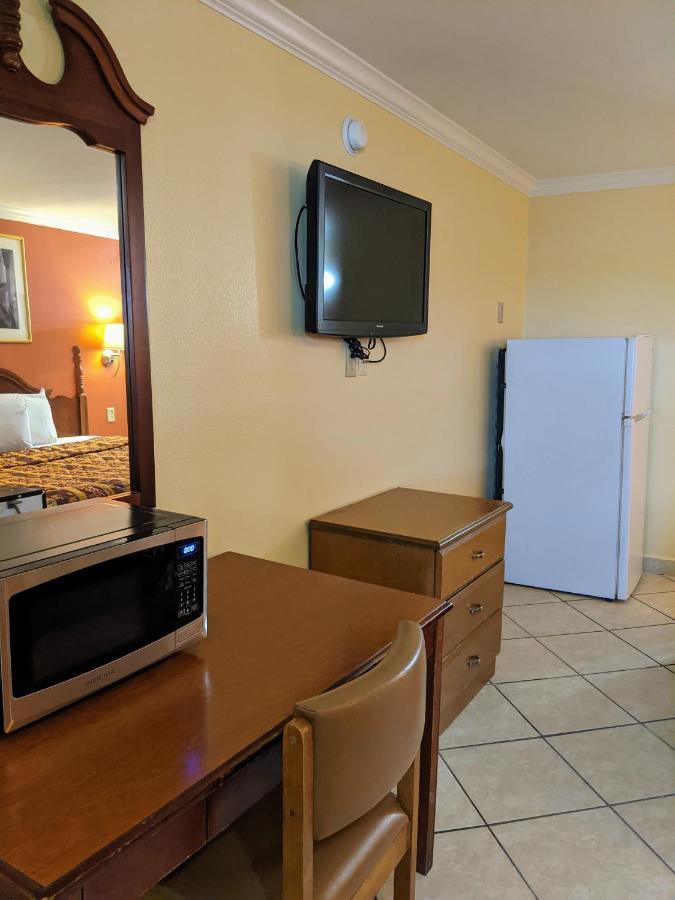 Lake Houmas Inn Екстер'єр фото