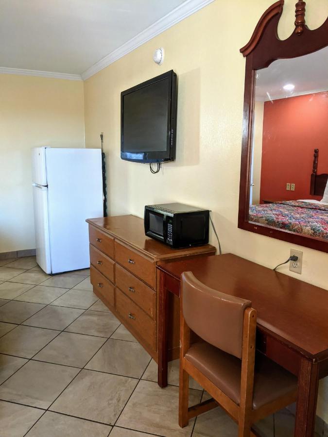 Lake Houmas Inn Екстер'єр фото