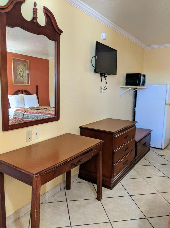 Lake Houmas Inn Екстер'єр фото